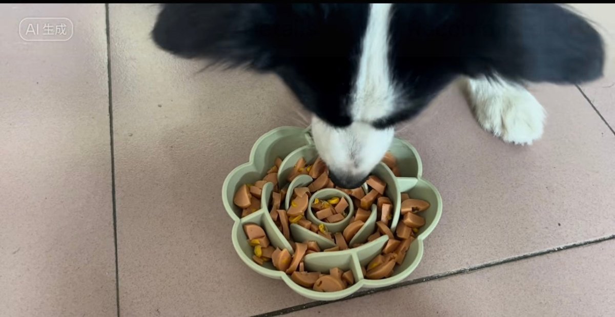 SILICONE ENRICHMENT FEEDER: Mental Engagement Dog Bowl for Healthy Eating - malibudjango